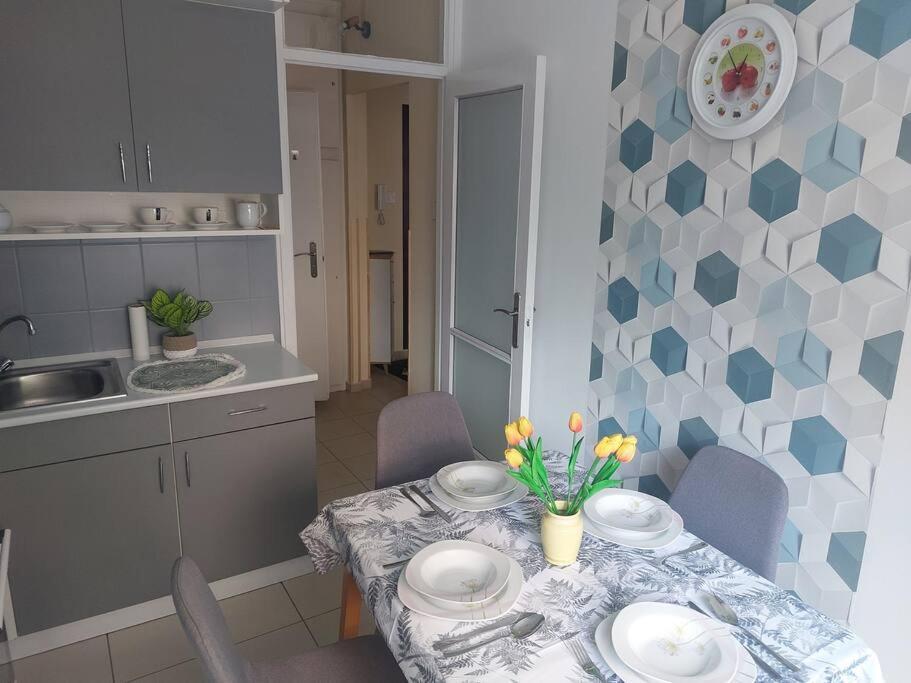 Dora Apartman Best Location & Free Parking Debrecen Exterior photo
